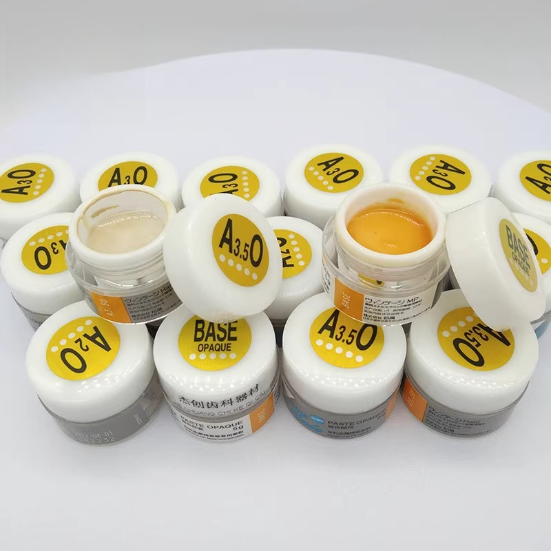 Materiali dentali Elaborazione - Teeth Whitening Paste recensione e prezzo